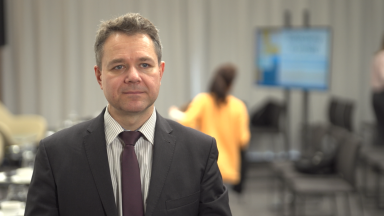 Ukrainki w Polsce są „niewidzialnymi” konsumentkami.  Chociaż korzystają z rynku usług i towarów, nie są świadome praw konsumenckich